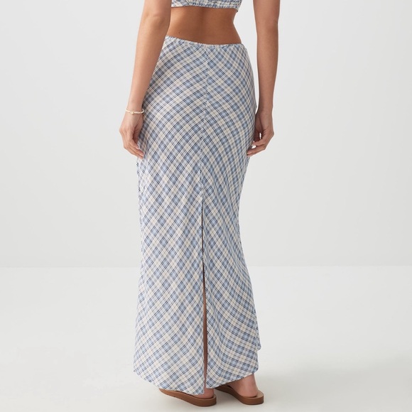 BNWT Ardene Plaid Back Slit Maxi Skirt - Picture 2 of 3